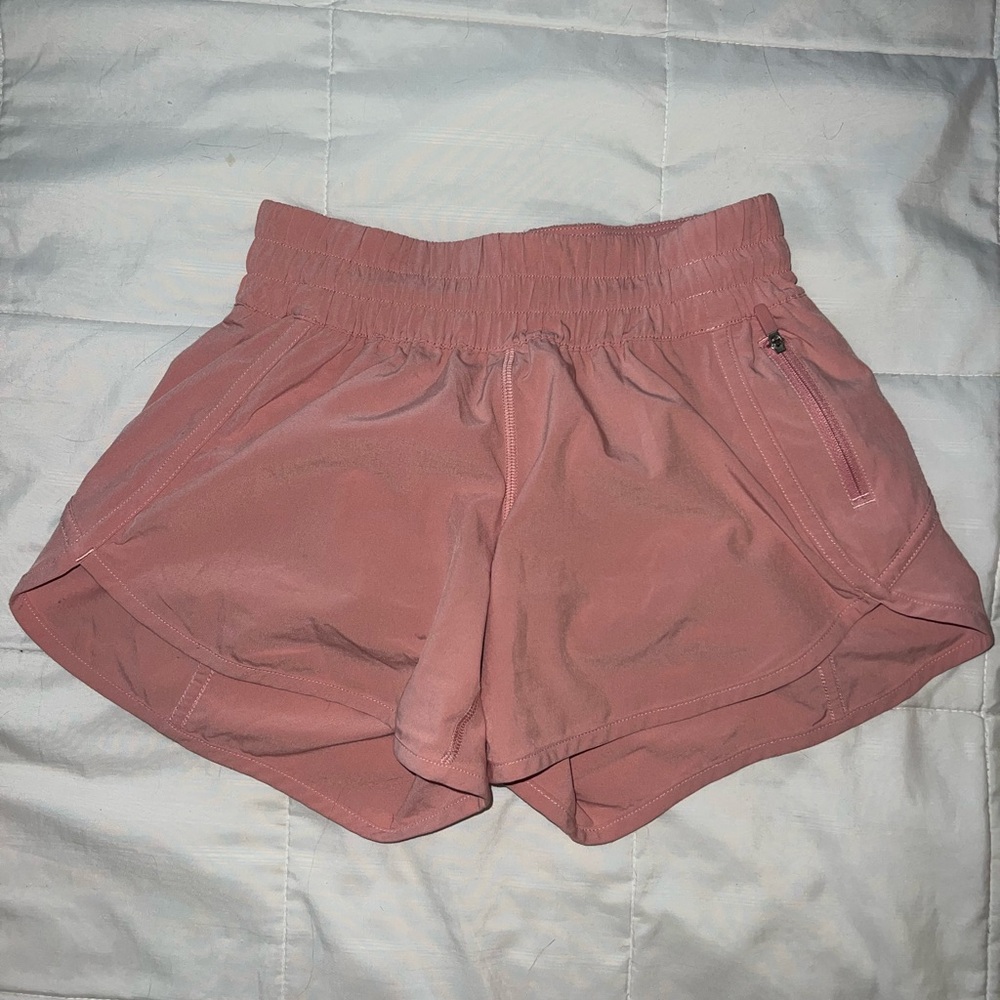 Lululemon Tracker Short V 4”